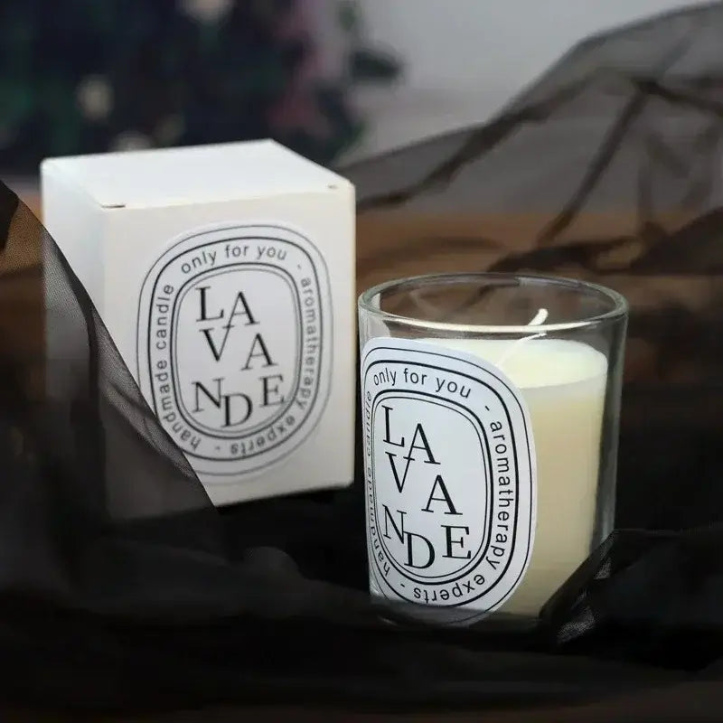 Lavande scented candle in glass with elegant packaging, perfect for aromatherapy and home ambiance.