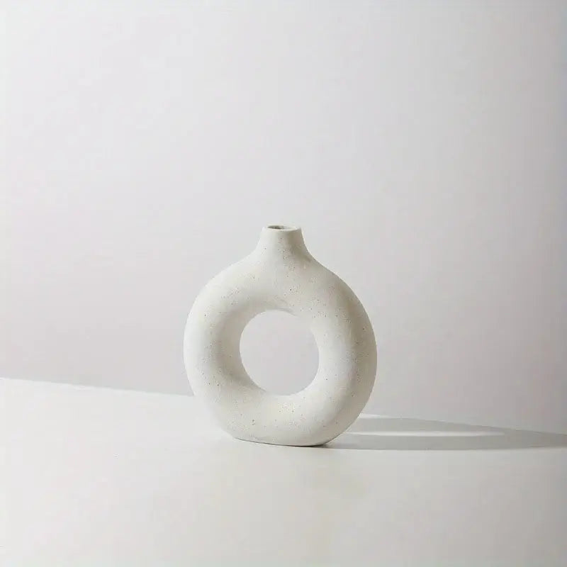 Vase Donut en Céramique Blanc Minimaliste pour Décoration Intérieure Élégante et Moderne